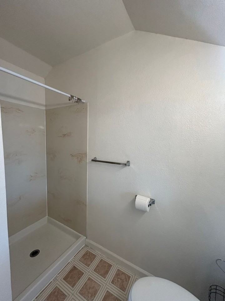 5276 Trophy Dr #B - Photo 6 of 13