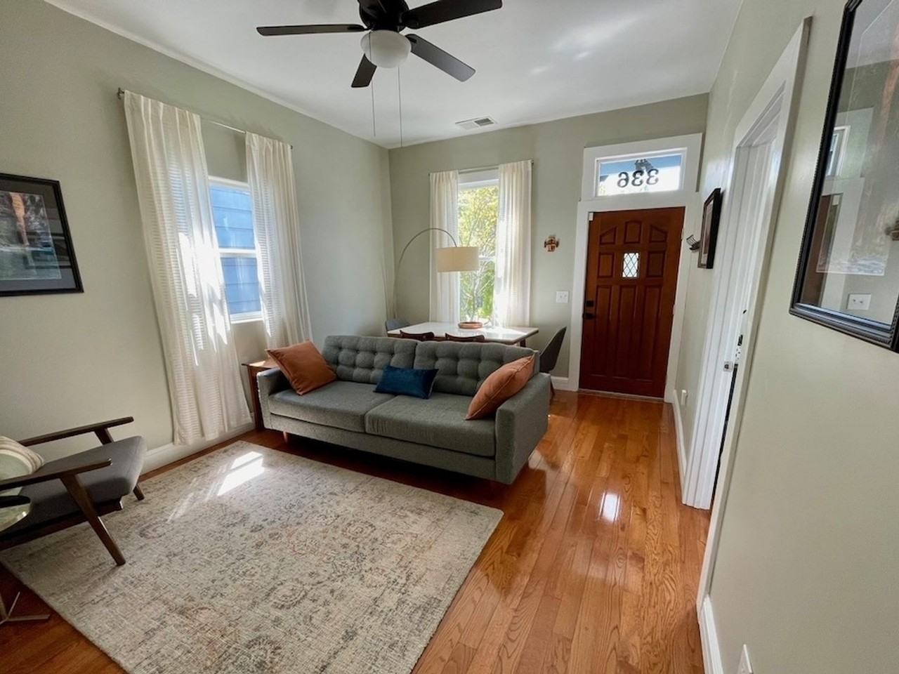 336 Henry St - Photo 3 of 24