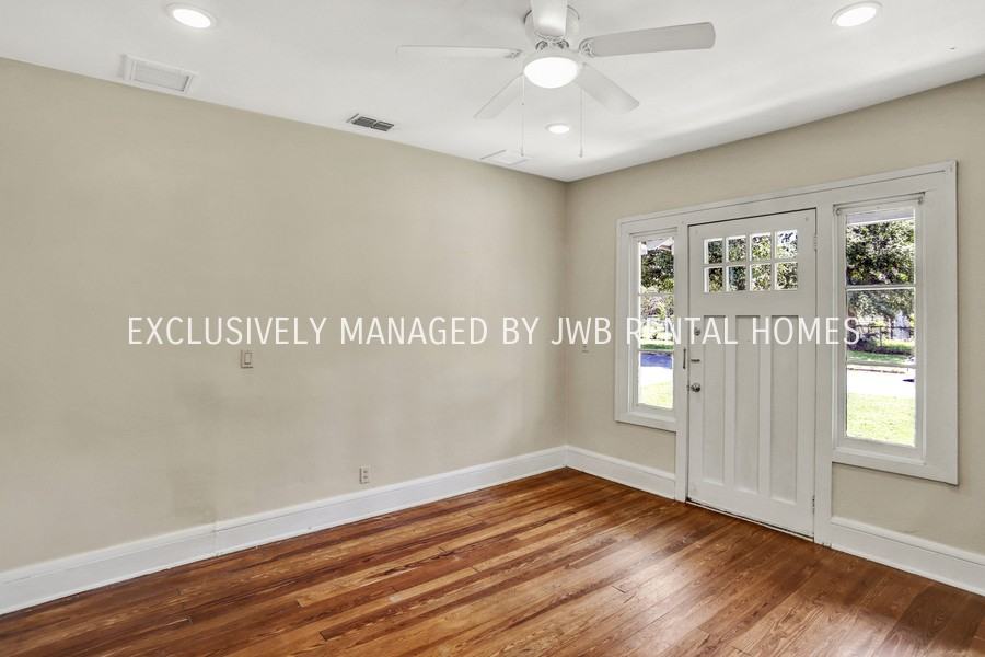 4315 Appleton Ave - Photo 2 of 8