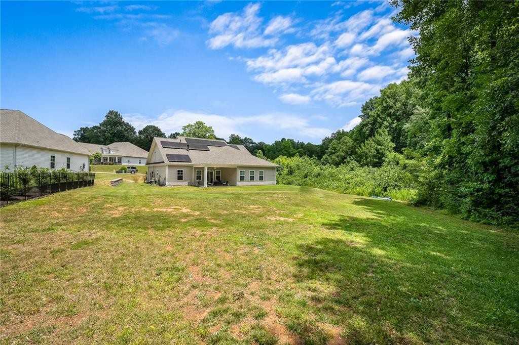 490 Twin View Dr #NA - Photo 3 of 22