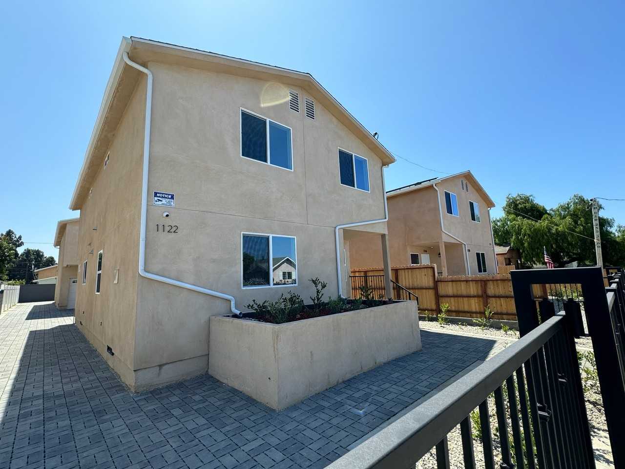 1120 Flint Ave #NA - Photo 2 of 27