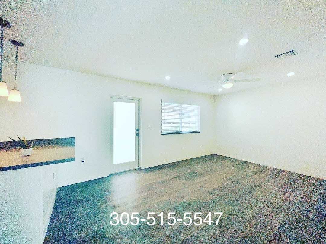 7128 Sw 22nd St #7130 - Photo 6 of 15