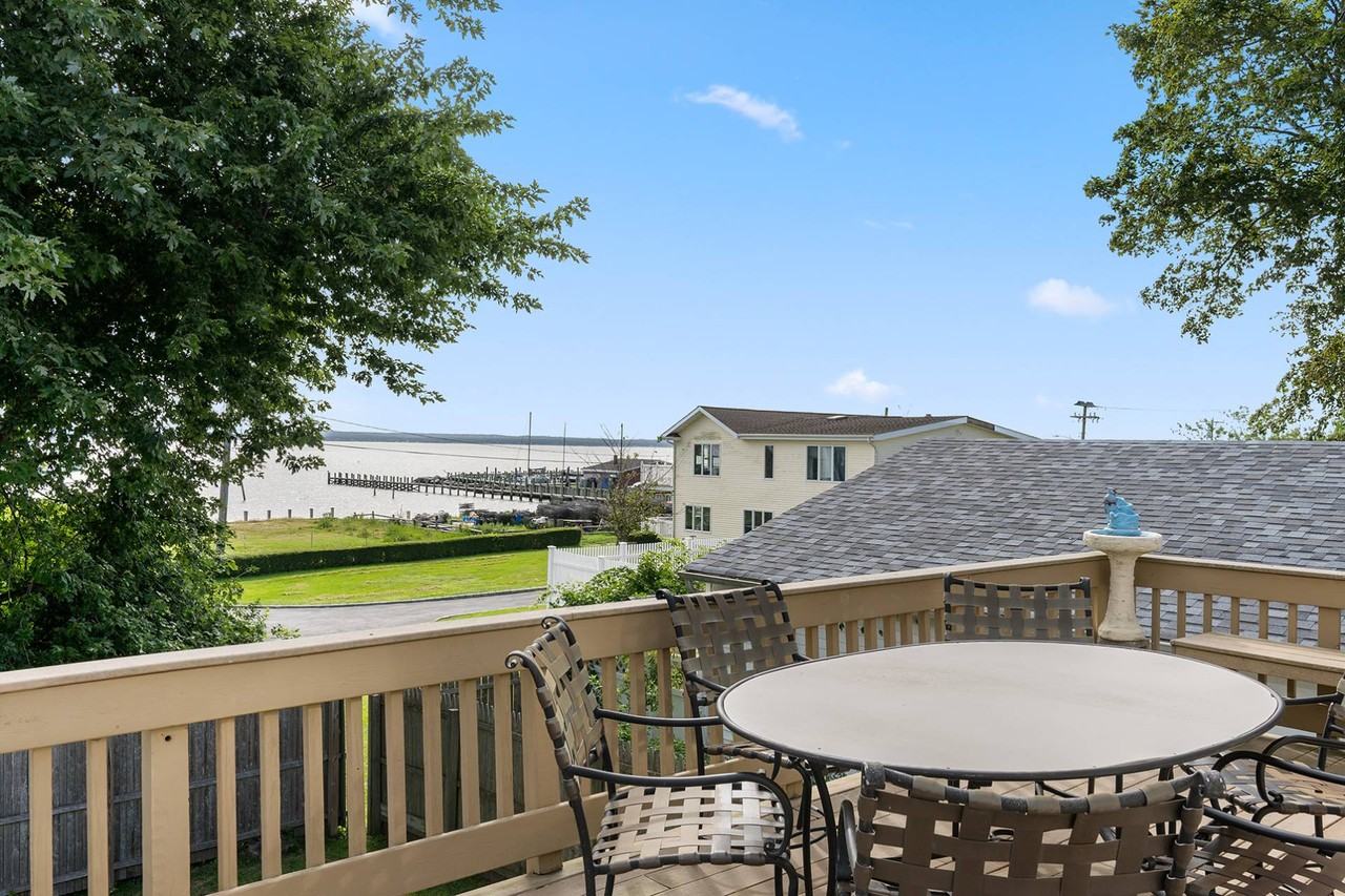 1250 2nd St - Photo 2 of 23