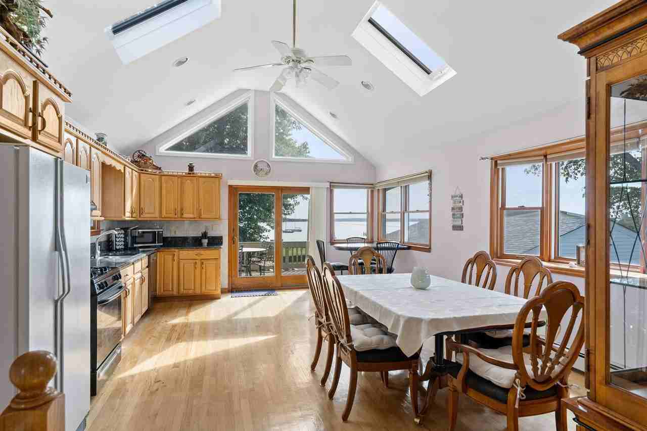 1250 2nd St - Photo 3 of 23