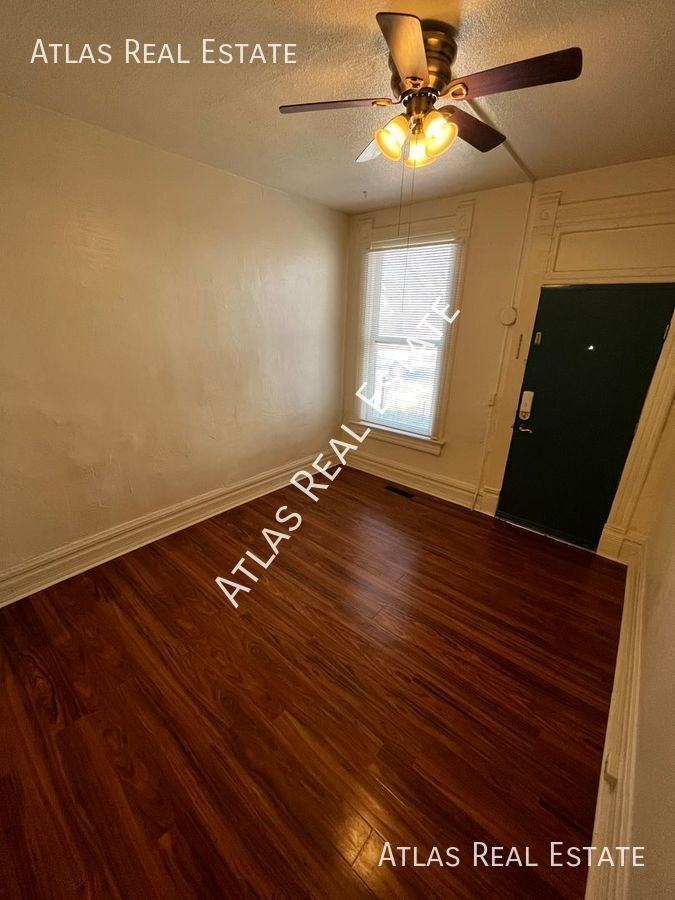 3748 Mariposa St - Photo 2 of 9