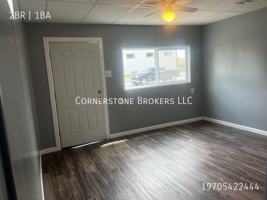 featured image of 213 E Edmunds St