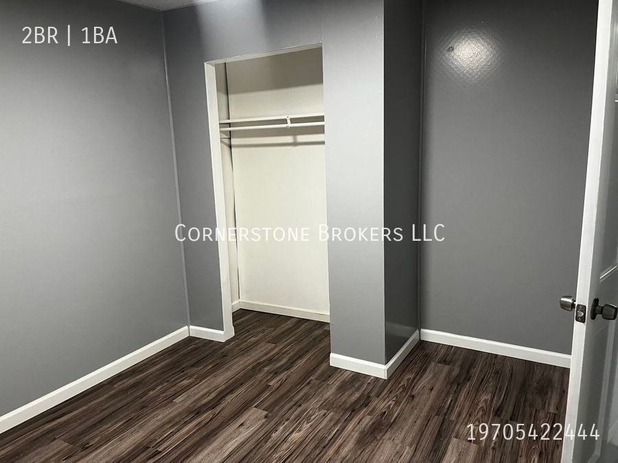 213 E Edmunds St - Photo 3 of 6