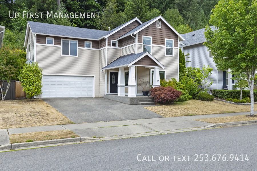 1232 Burnside Pl - Photo 2 of 22