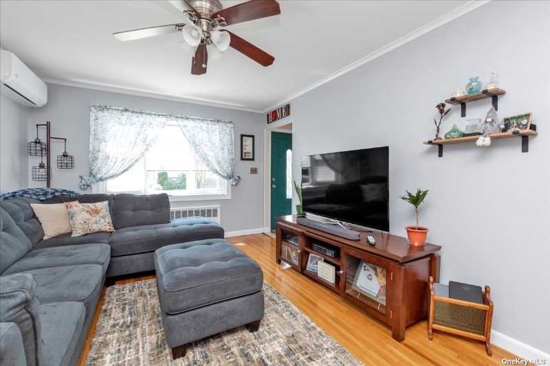 108 Ellsworth Ave - Photo 2 of 10
