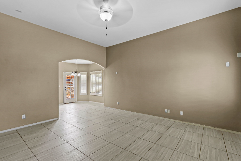 13195 Freshford Dr - Photo 3 of 20