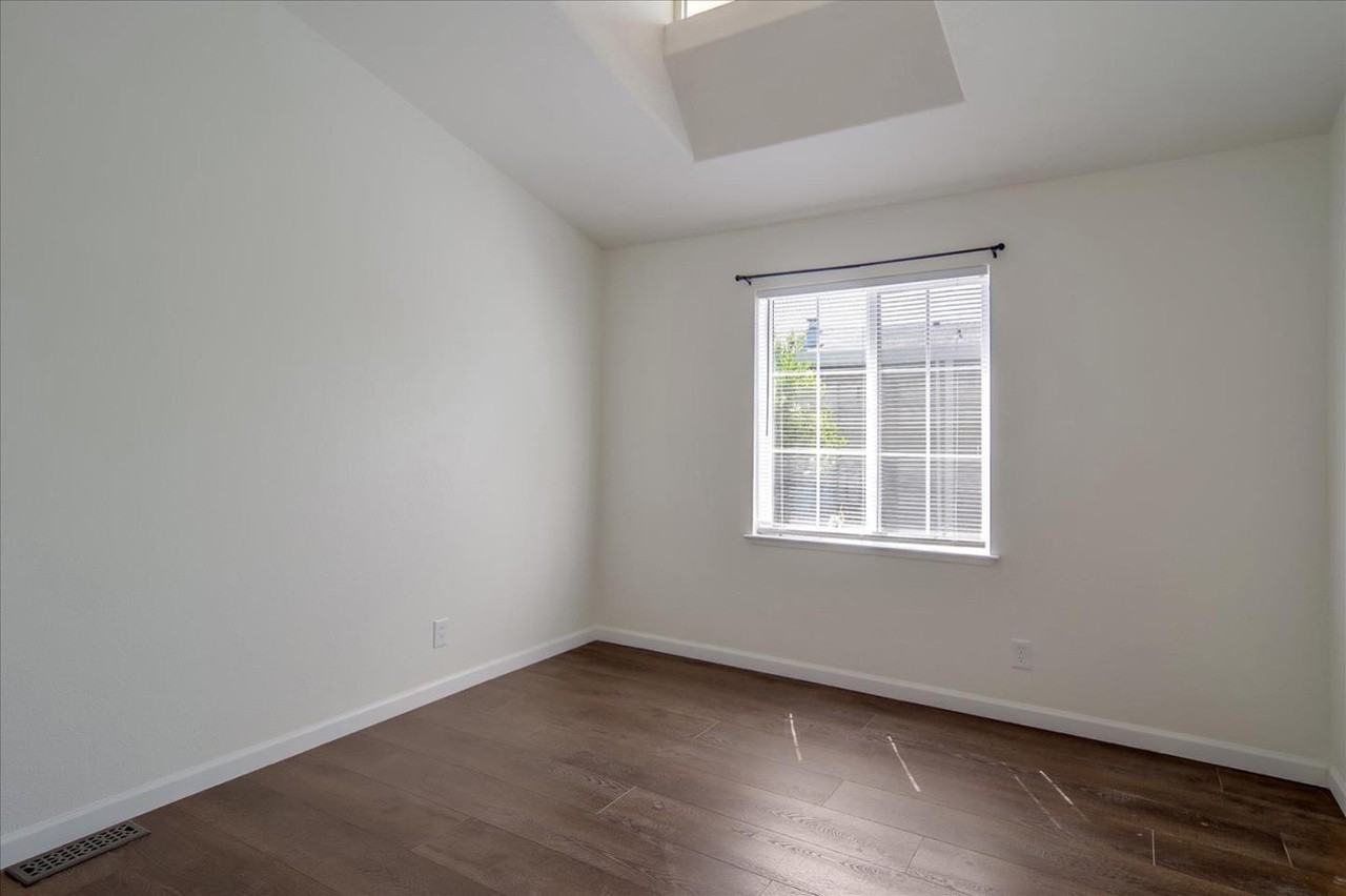 1220 Tasman Drive - Photo 3 of 10