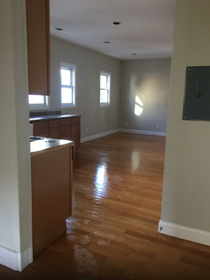 6 Warner Street, Unit 2 - Photo 4 of 13