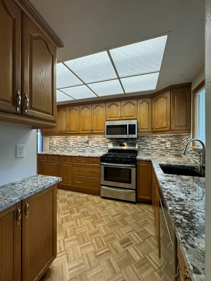 4226 Dorman Road - Photo 7 of 31