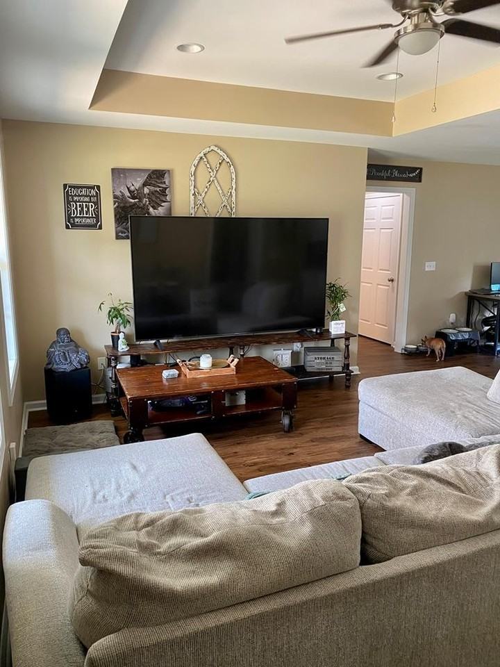 2586 Jordon Ave - Photo 3 of 19