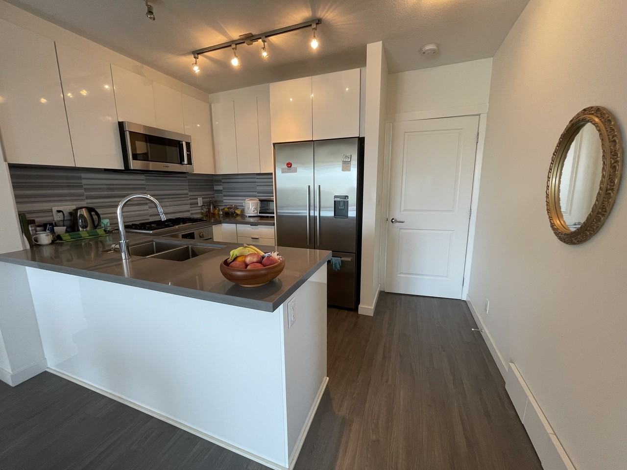3168 Riverwalk Avenue - Photo 5 of 17