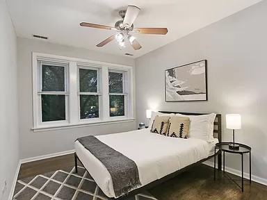 4501 N Milwaukee Ave Apt 3 #5116-3N - Photo 3 of 6