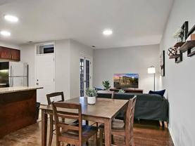 4501 N Milwaukee Ave Apt 3 - Photo 1 of 1