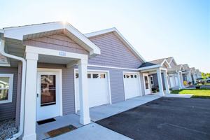 featured image of 2200 Green Bay Rd