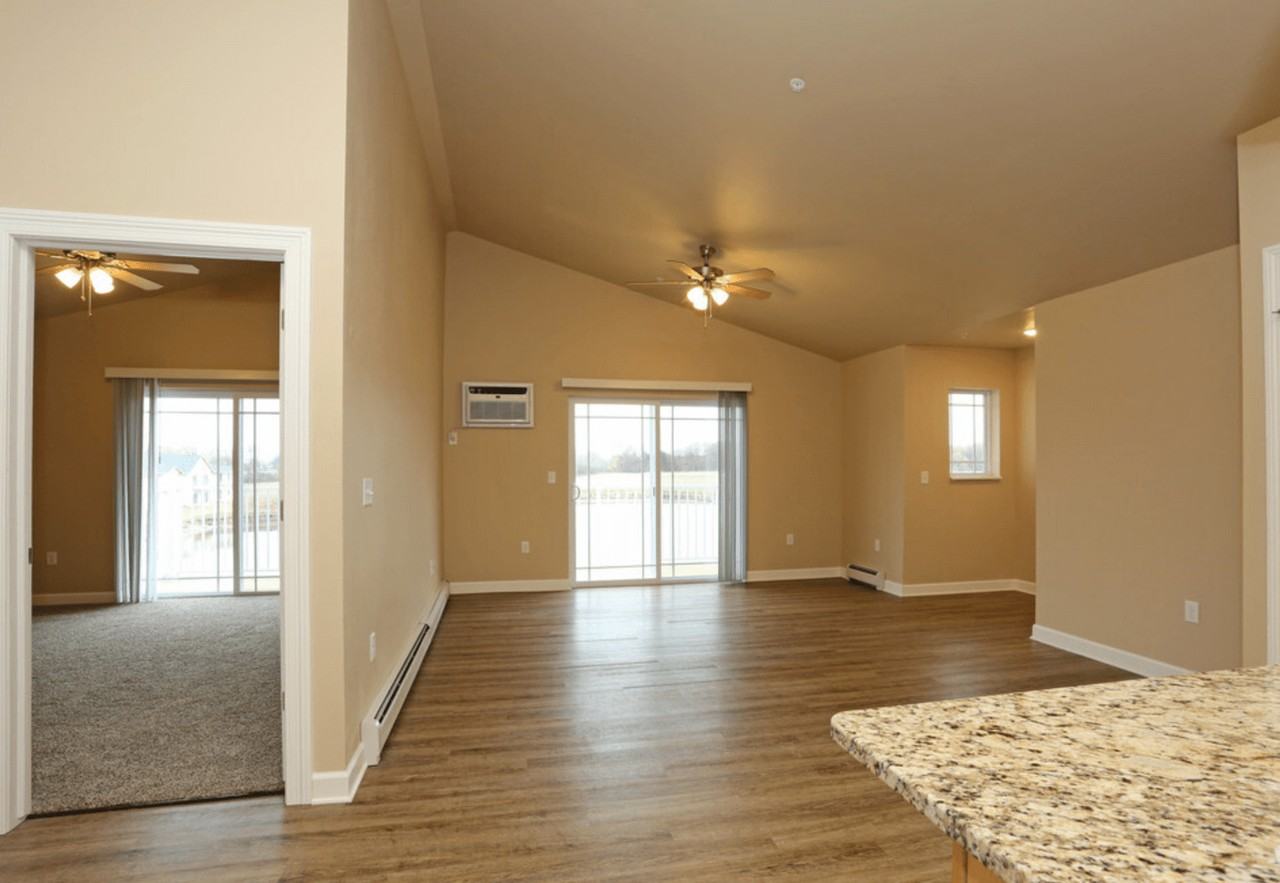 Rock Creek Apartments - Photo 6 of 28