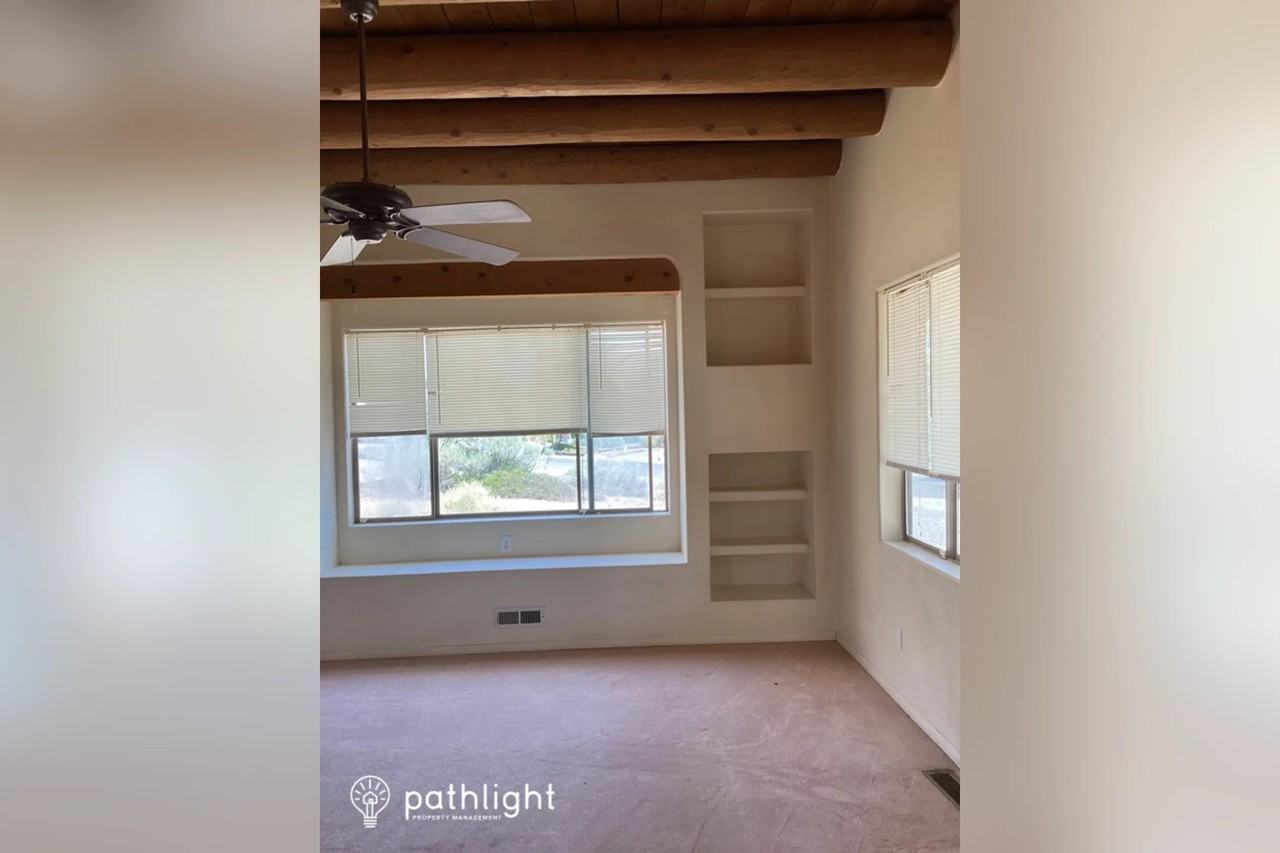 1060 Mesa Loop Nw - Photo 3 of 18