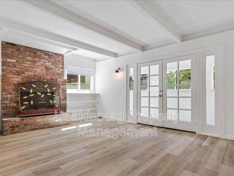 2054 Madrone Ave #B - Photo 3 of 31