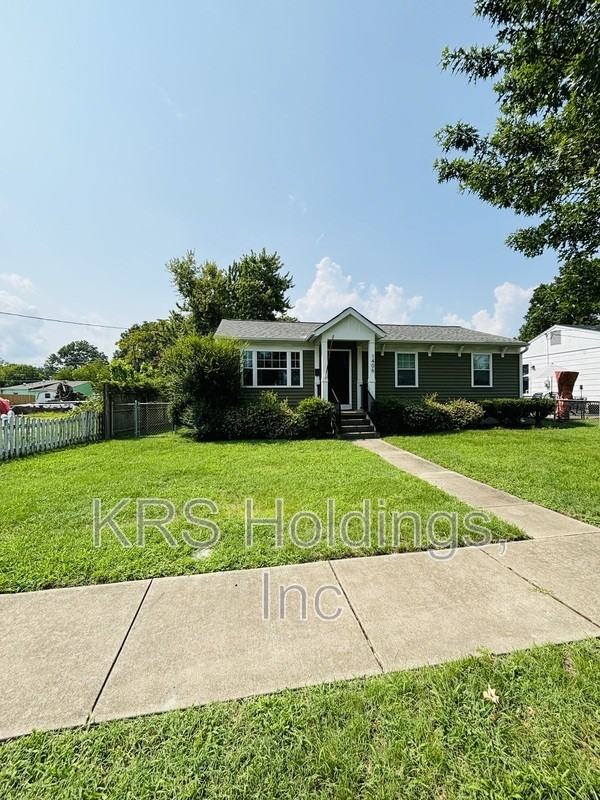 1406 N 32nd St - Photo 2 of 20