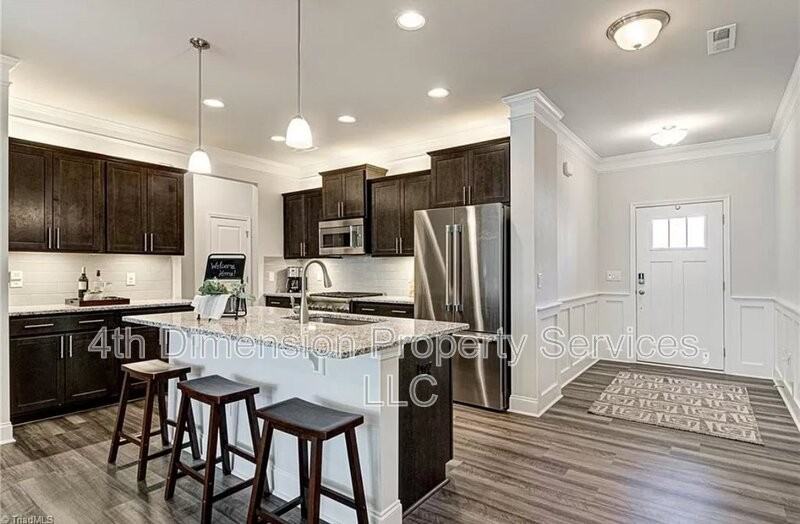 36 Finley Ridge Way - Photo 2 of 20