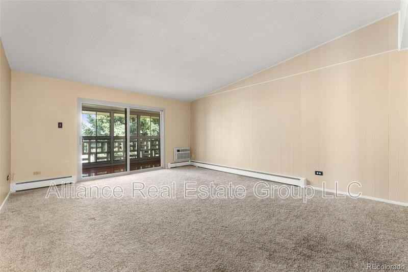 605 S Alton Way #1D - Photo 3 of 11