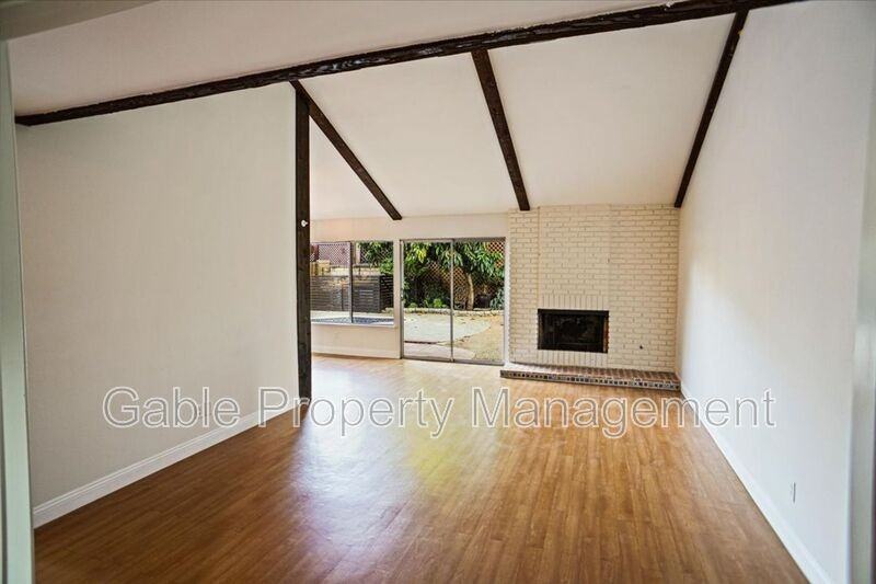 23958 Via Aranda - Photo 2 of 24