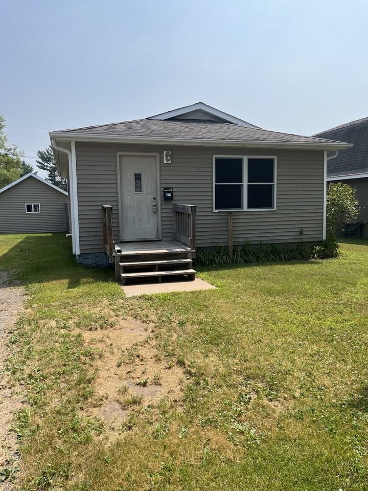 217 Quincy St #1 - Photo 3 of 10