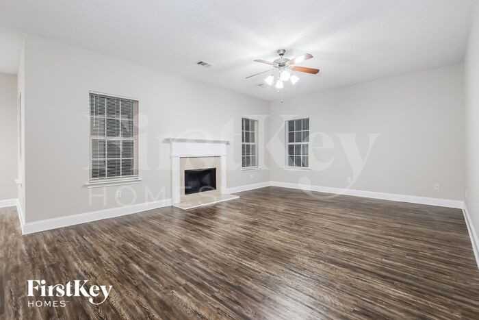 1130 E Shoreview Rd - Photo 3 of 16