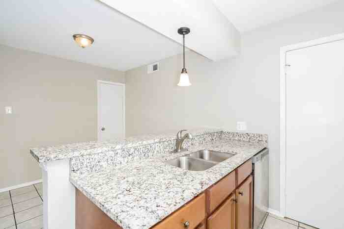 1201 Oakbluff Dr - Photo 3 of 25