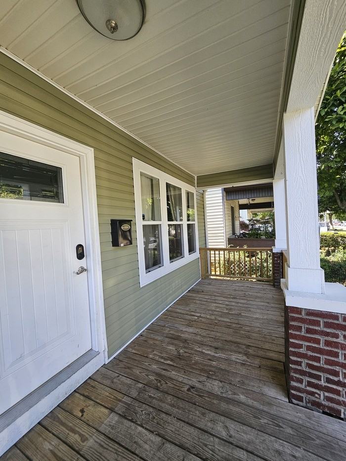 129 S Terrace Ave - Photo 3 of 26