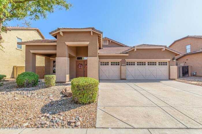 13765 W Crocus Dr - Photo 2 of 31