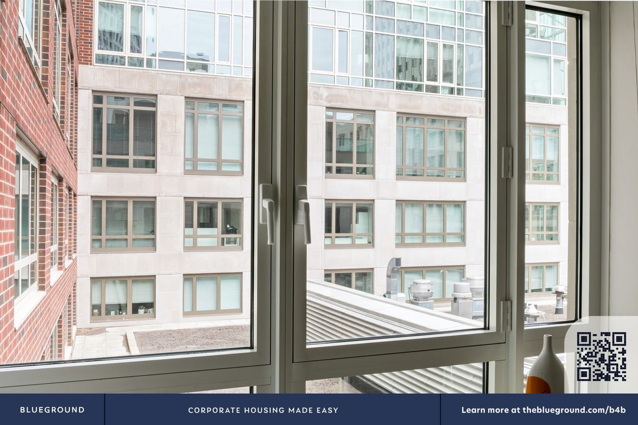 135 Clarendon Street - Photo 6 of 26