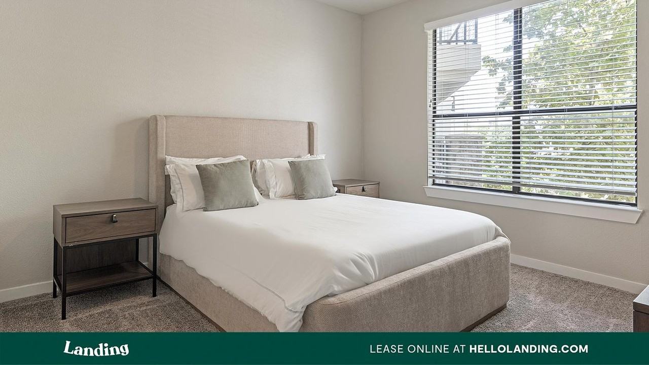 5810 Worth Pkwy - Photo 7 of 50