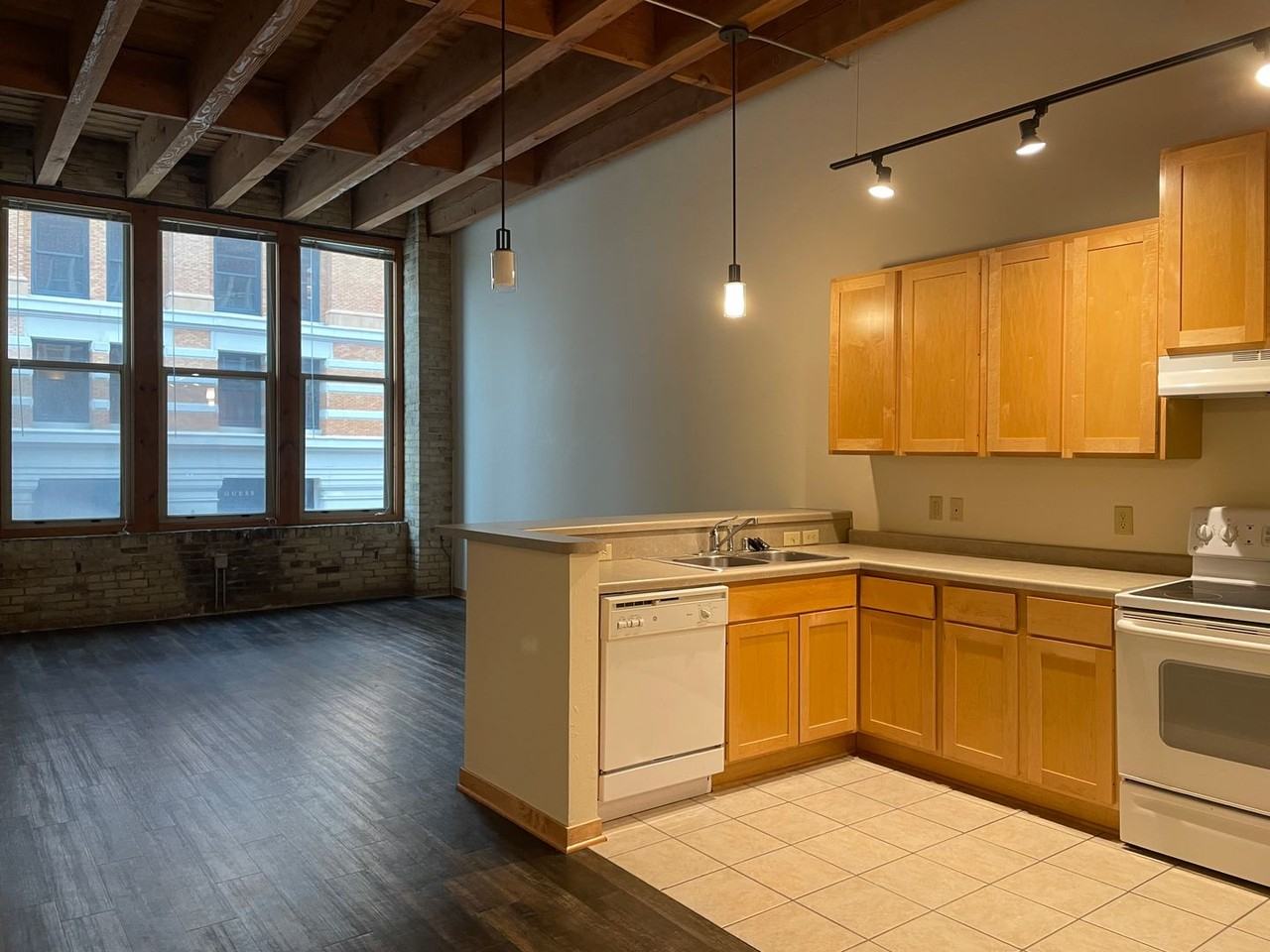 Riverview Lofts - Photo 3 of 16