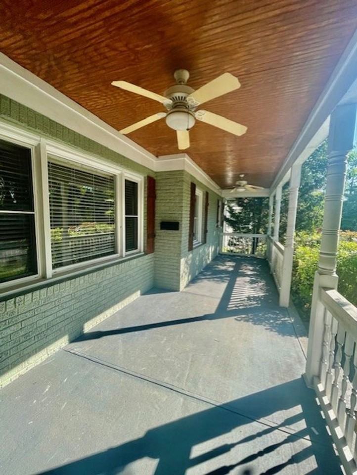 2016 Scott Ave - Photo 2 of 23