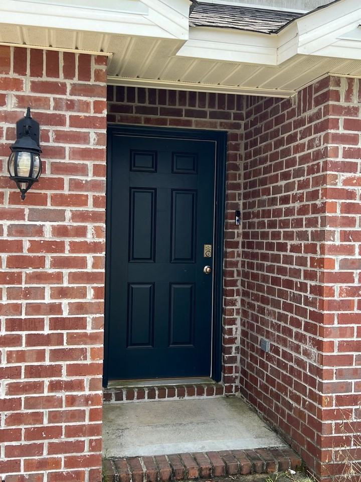 5740 Guinevere Ln - Photo 2 of 37