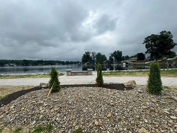 283 Canova Dr - Photo 2 of 18