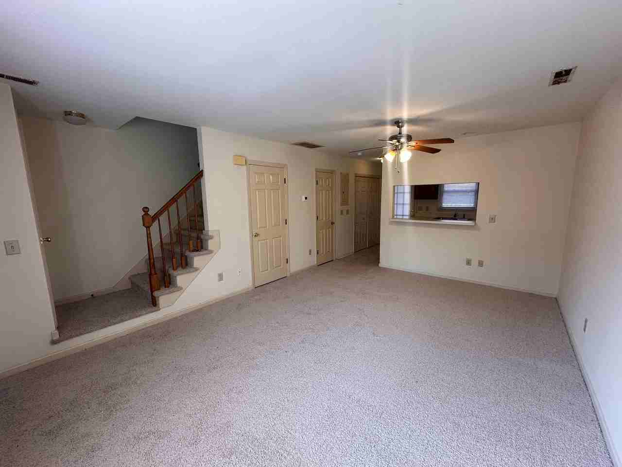 2228 Yaupon Dr - Photo 3 of 13