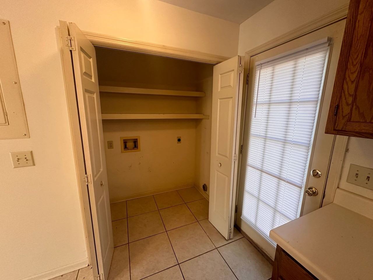 2228 Yaupon Dr - Photo 7 of 13