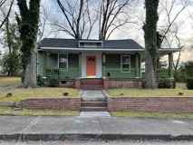 844 Oak St - Photo 1 of 1