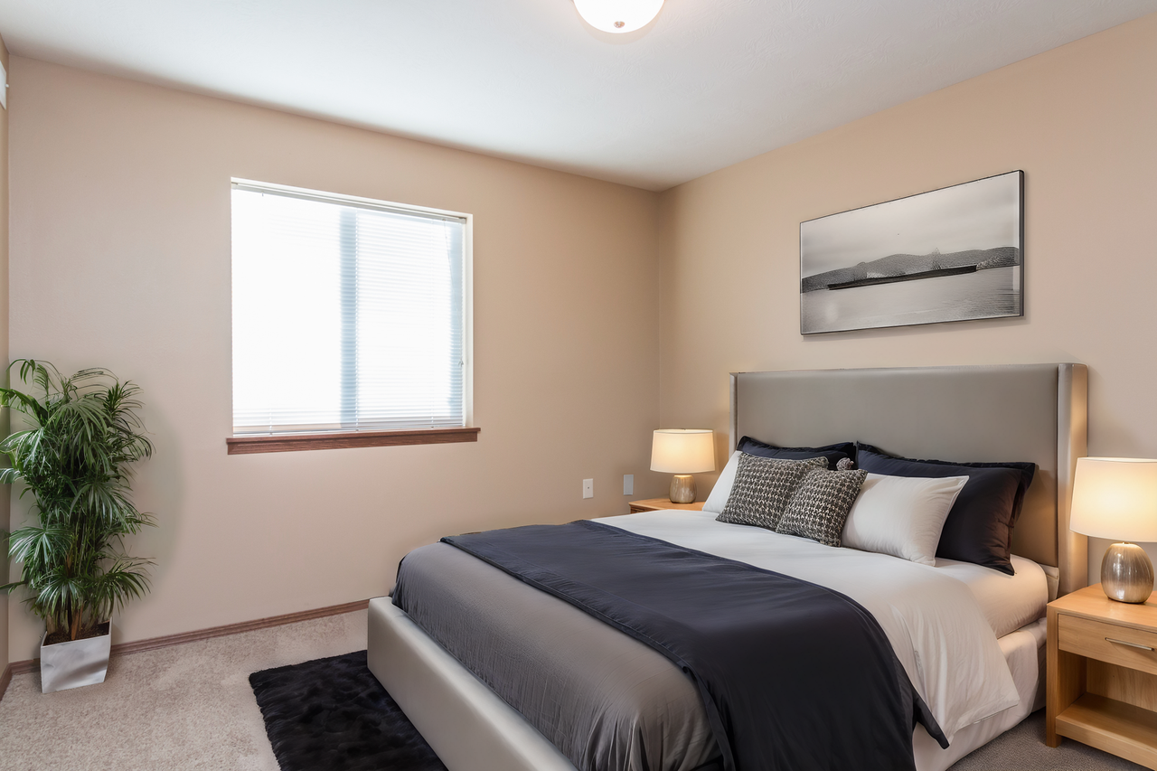 Willow Creek Townhomes and Apartments - Photo 4 of 35