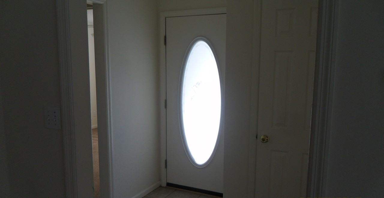 4206 Wilshire Dr - Photo 2 of 11