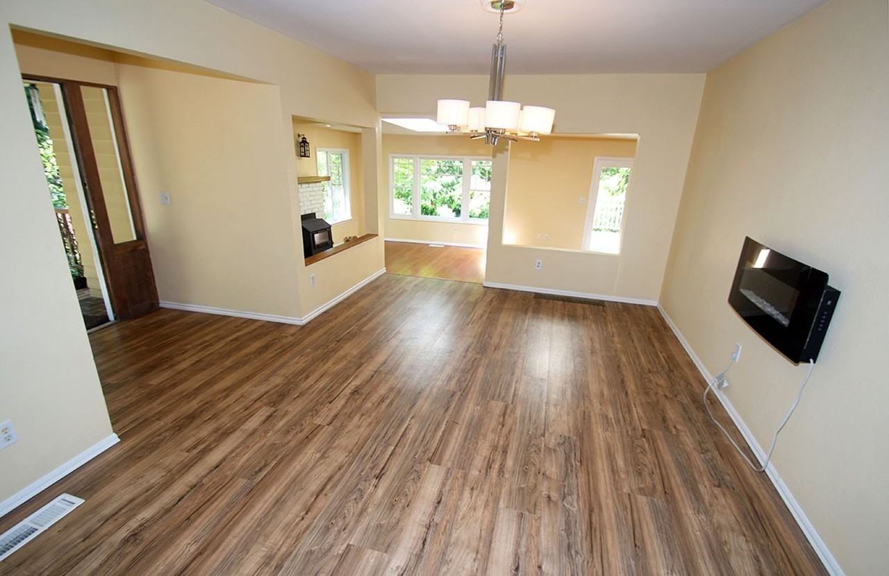 17004 W Riverside Dr - Photo 3 of 21