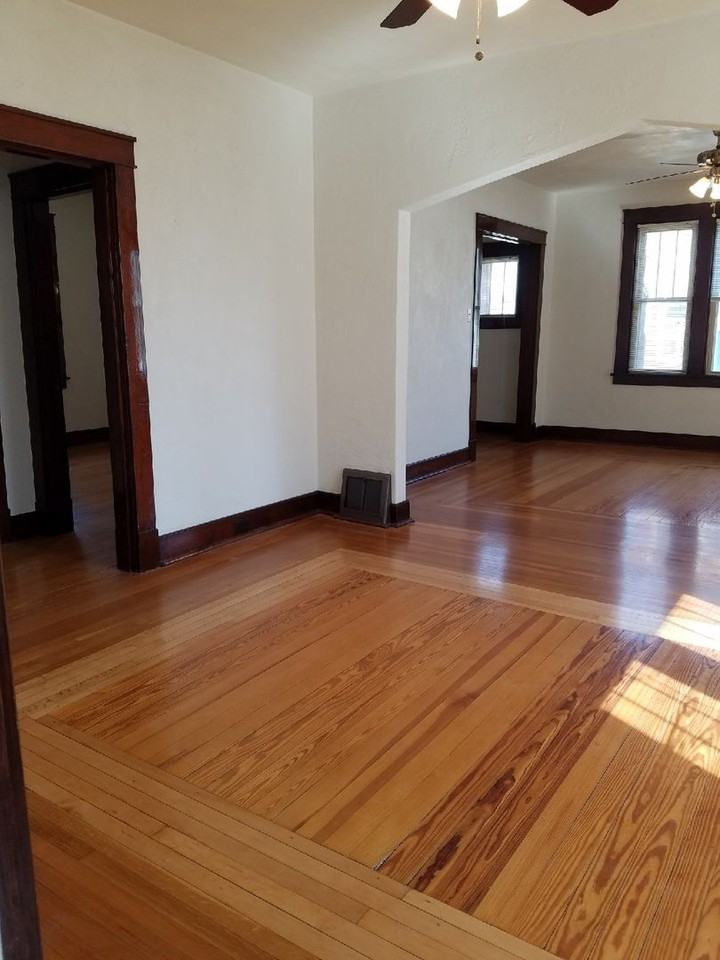 314 W Main St - Photo 5 of 20