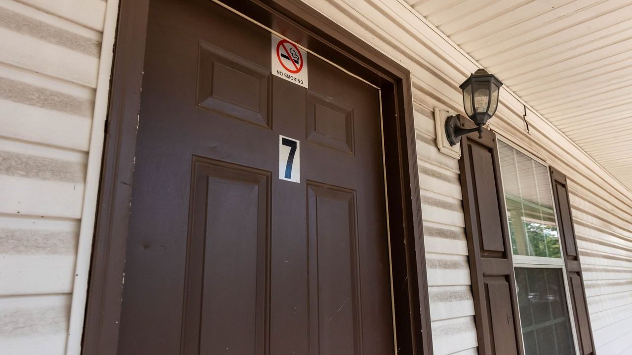 Campus Village Apartment Homes - Photo 5 of 22