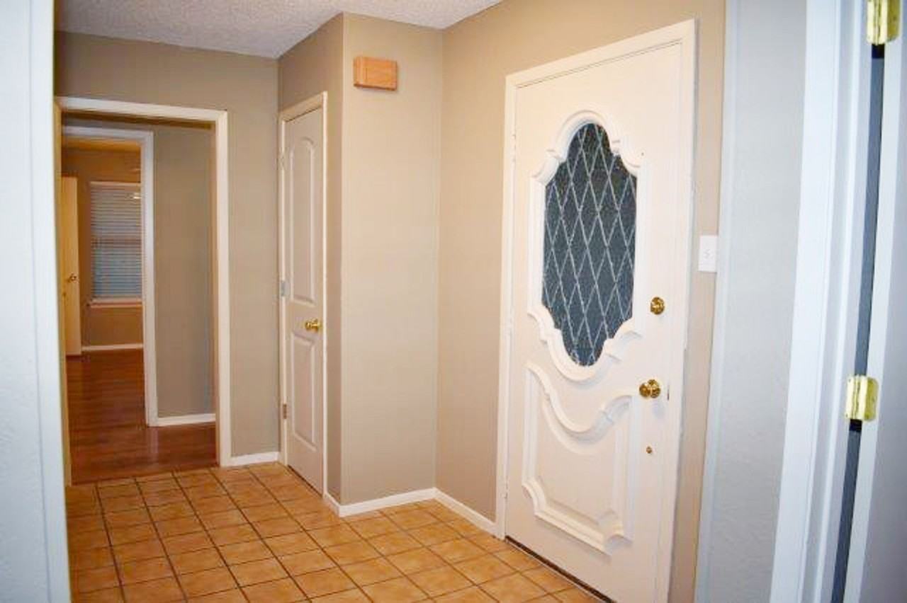 2935 Ridgewood Dr - Photo 2 of 19