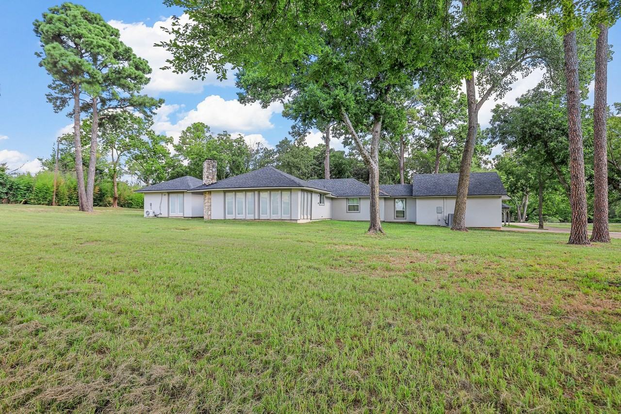 1508 County Road 710 - Photo 3 of 50